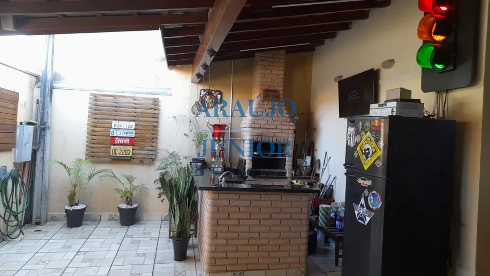 Casa, 3 quartos, 180 m² - Foto 2