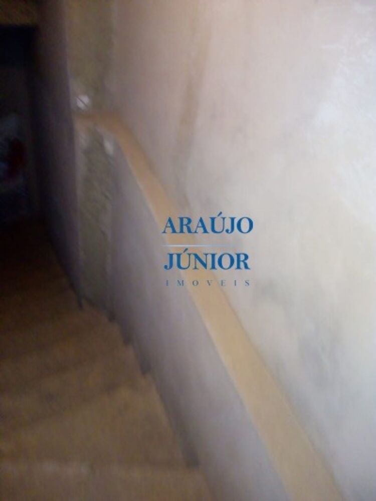 Casa à venda com 3 quartos - Foto 1