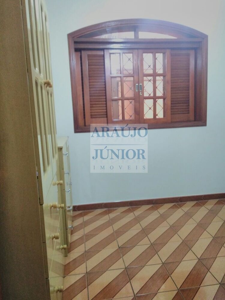 Casa à venda com 3 quartos, 211m² - Foto 19