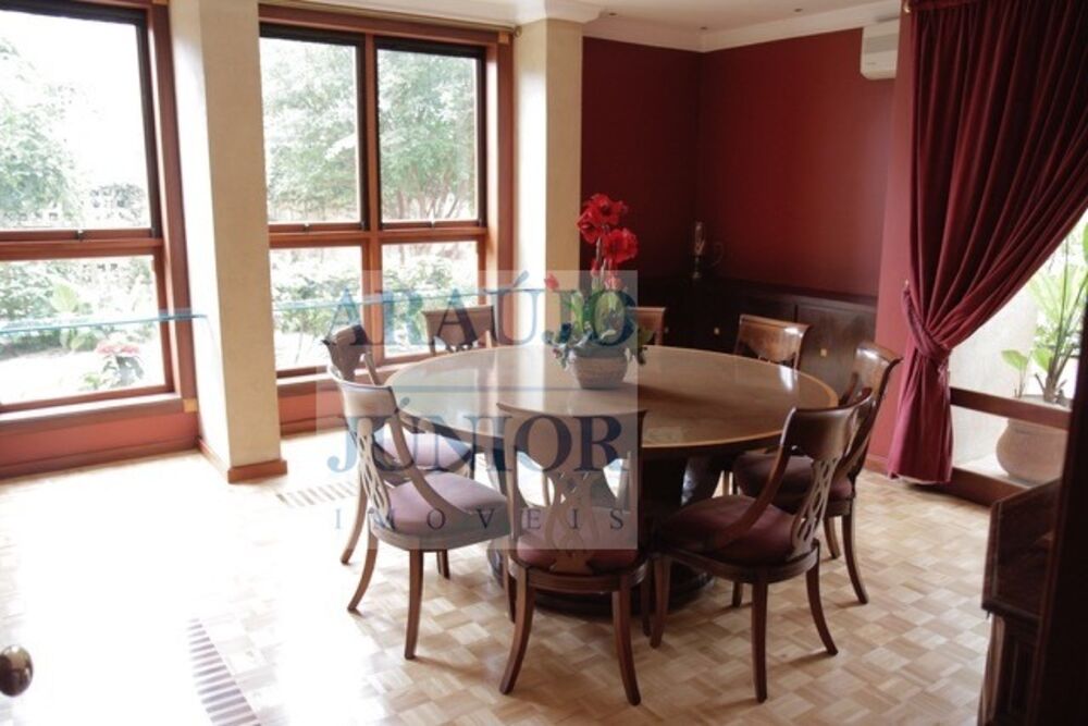 Casa à venda com 4 quartos, 1000m² - Foto 7