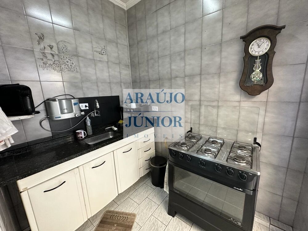 Casa à venda com 1 quarto, 128m² - Foto 1