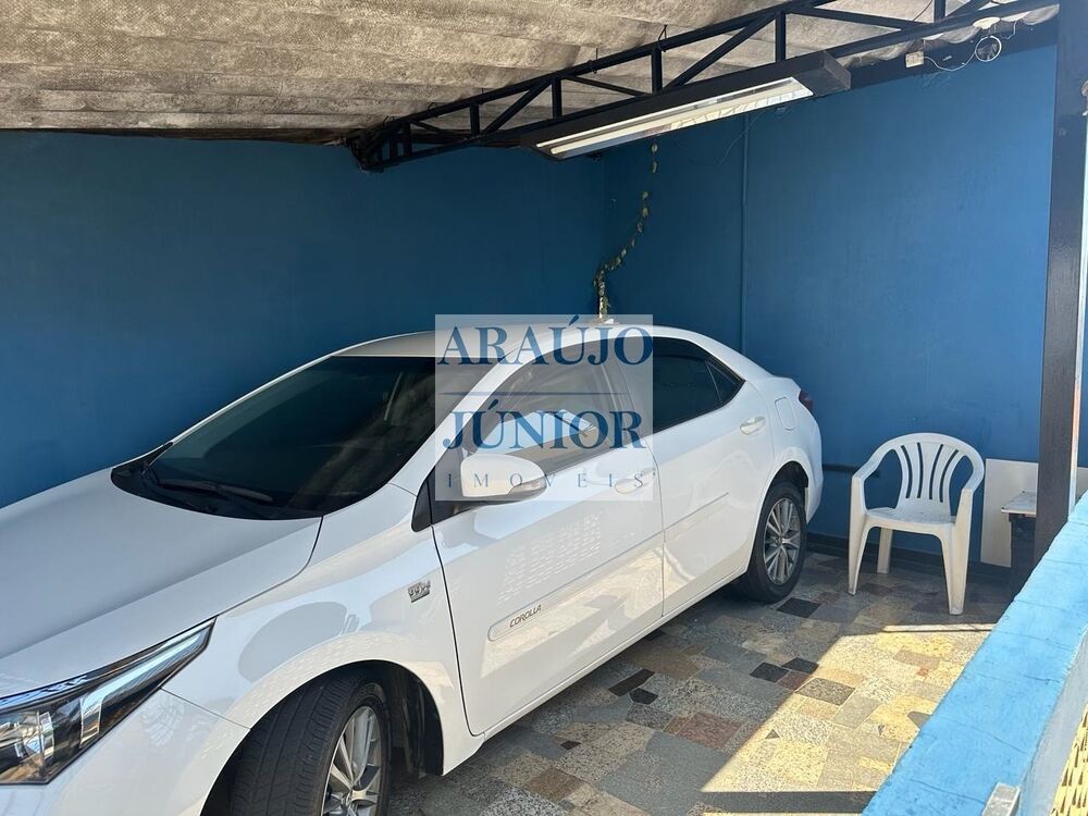 Casa à venda com 1 quarto, 128m² - Foto 2