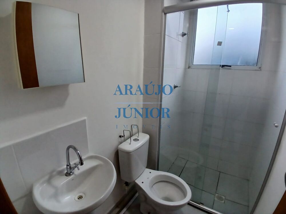 Apartamento para alugar com 2 quartos, 40m² - Foto 13