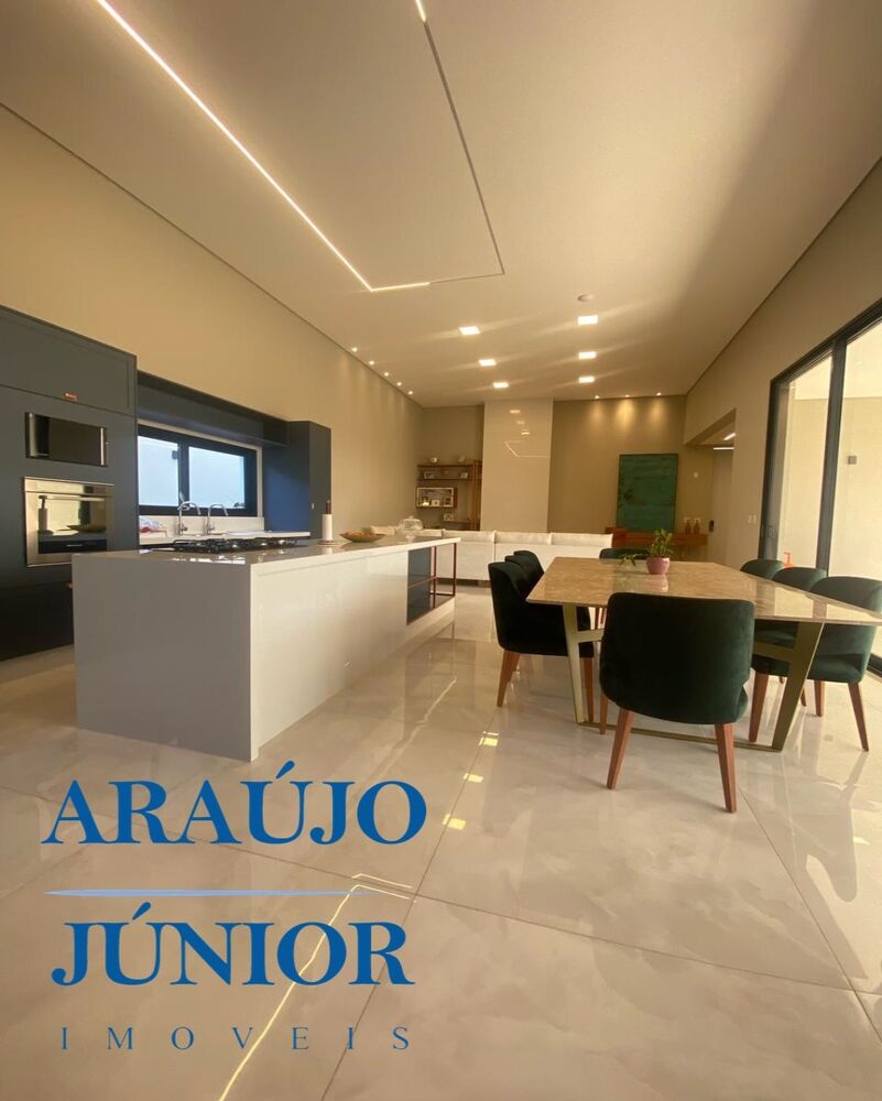 Casa à venda com 4 quartos, 650m² - Foto 8