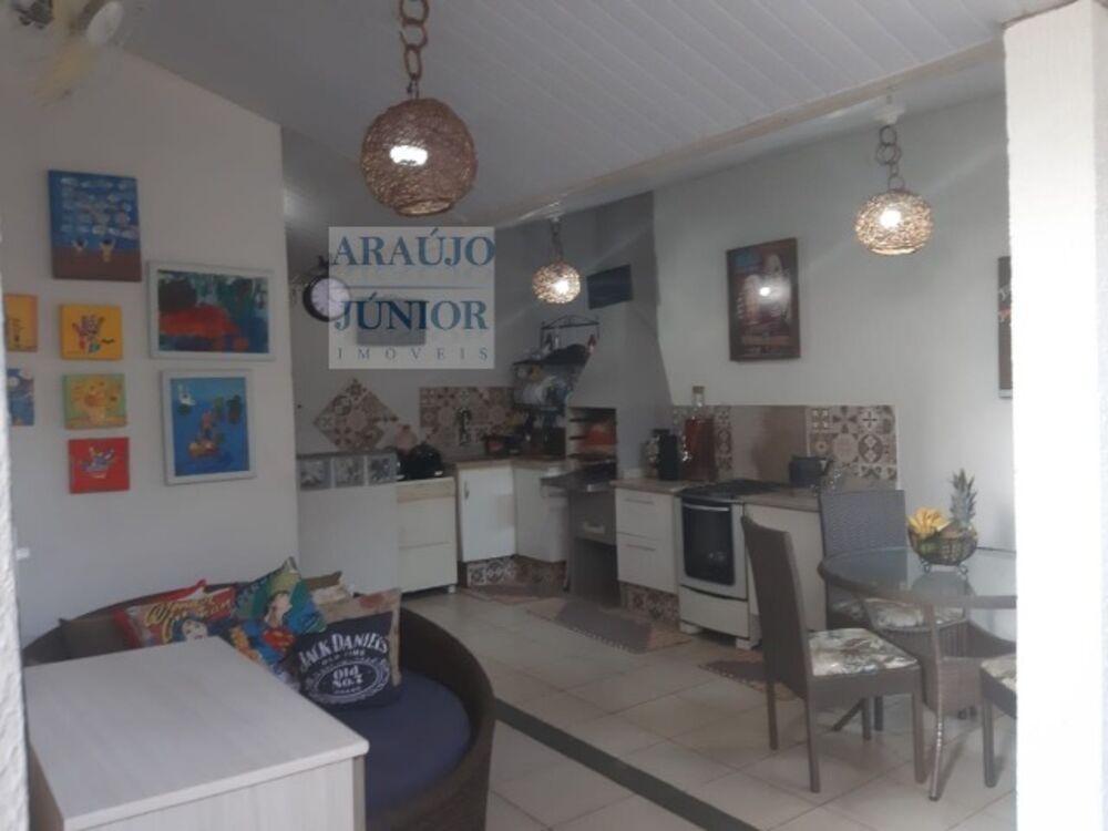Casa à venda com 3 quartos, 110m² - Foto 6