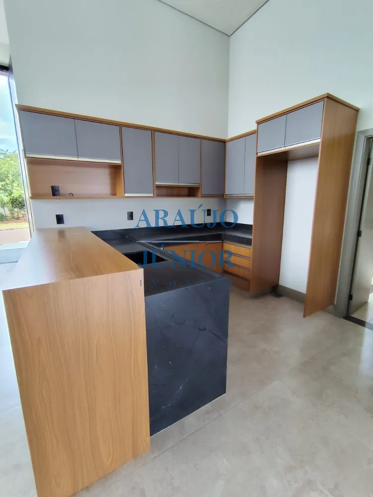 Casa, 3 quartos, 263 m² - Foto 3