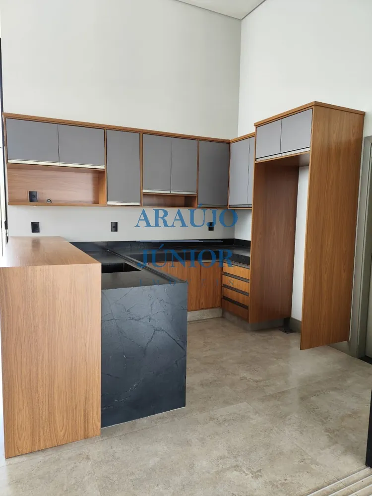 Casa, 3 quartos, 263 m² - Foto 4