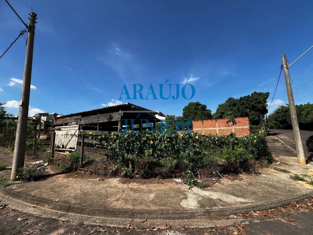 Terreno à venda, 582m² - Foto 1