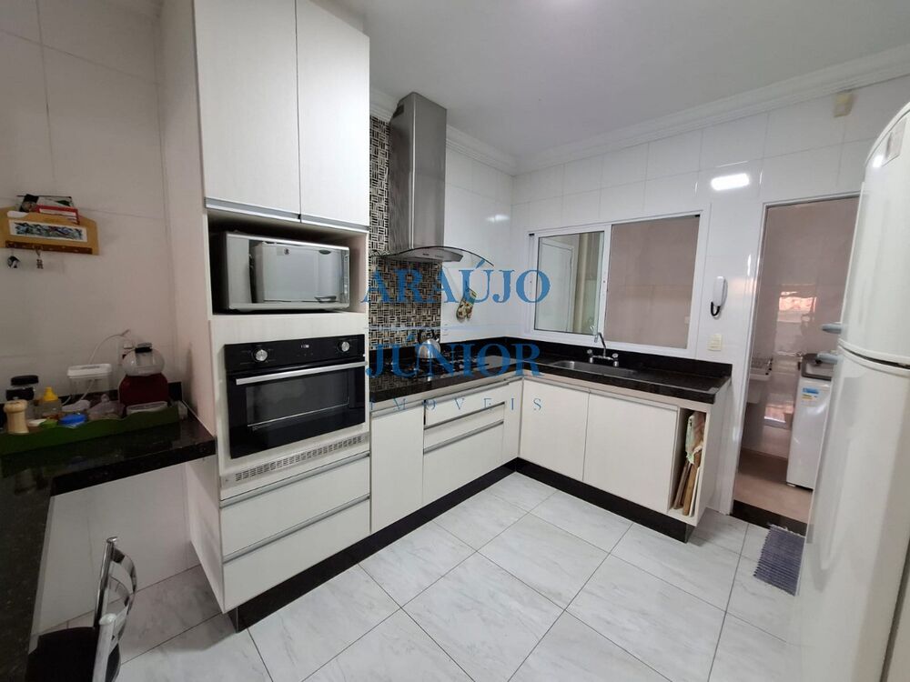 Casa, 3 quartos, 186 m² - Foto 6