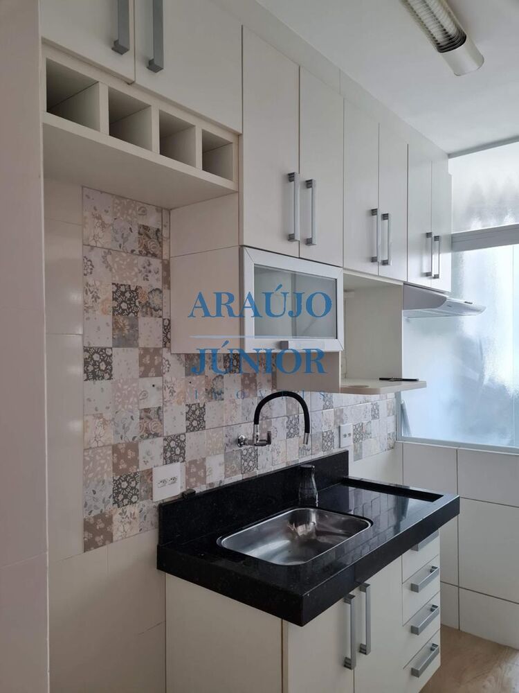 Apartamento à venda com 2 quartos, 55m² - Foto 2