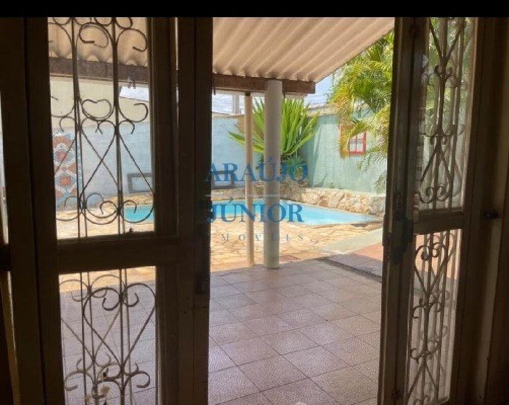 Chácara à venda com 4 quartos, 790m² - Foto 4
