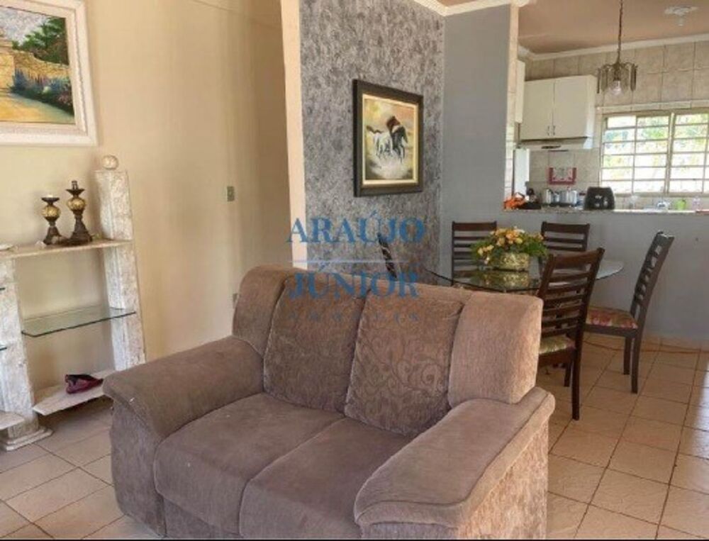 Chácara à venda com 4 quartos, 790m² - Foto 3