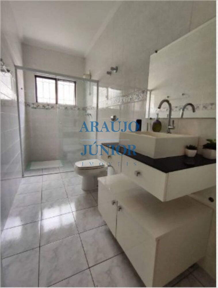 Casa, 3 quartos, 187 m² - Foto 1