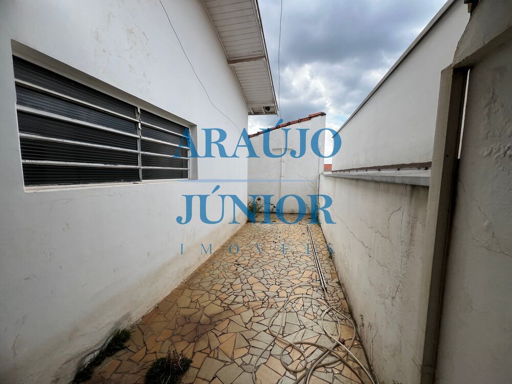 Casa, 3 quartos, 312 m² - Foto 1