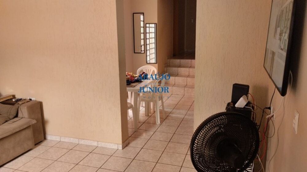 Casa, 3 quartos, 161 m² - Foto 4