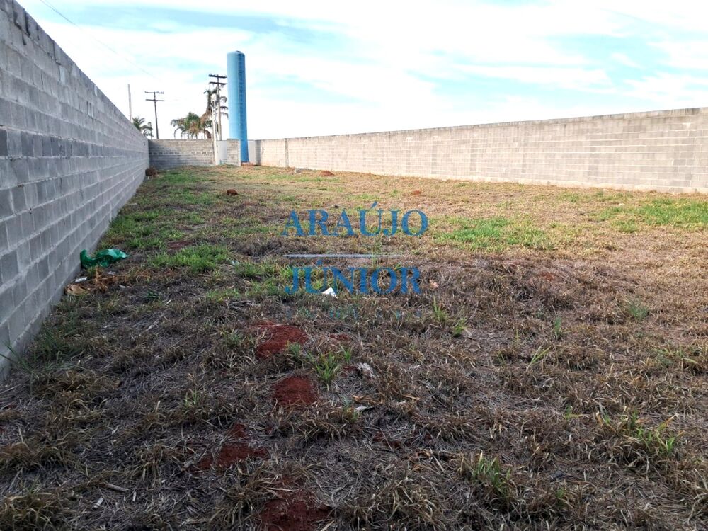 Terreno à venda, 650m² - Foto 1