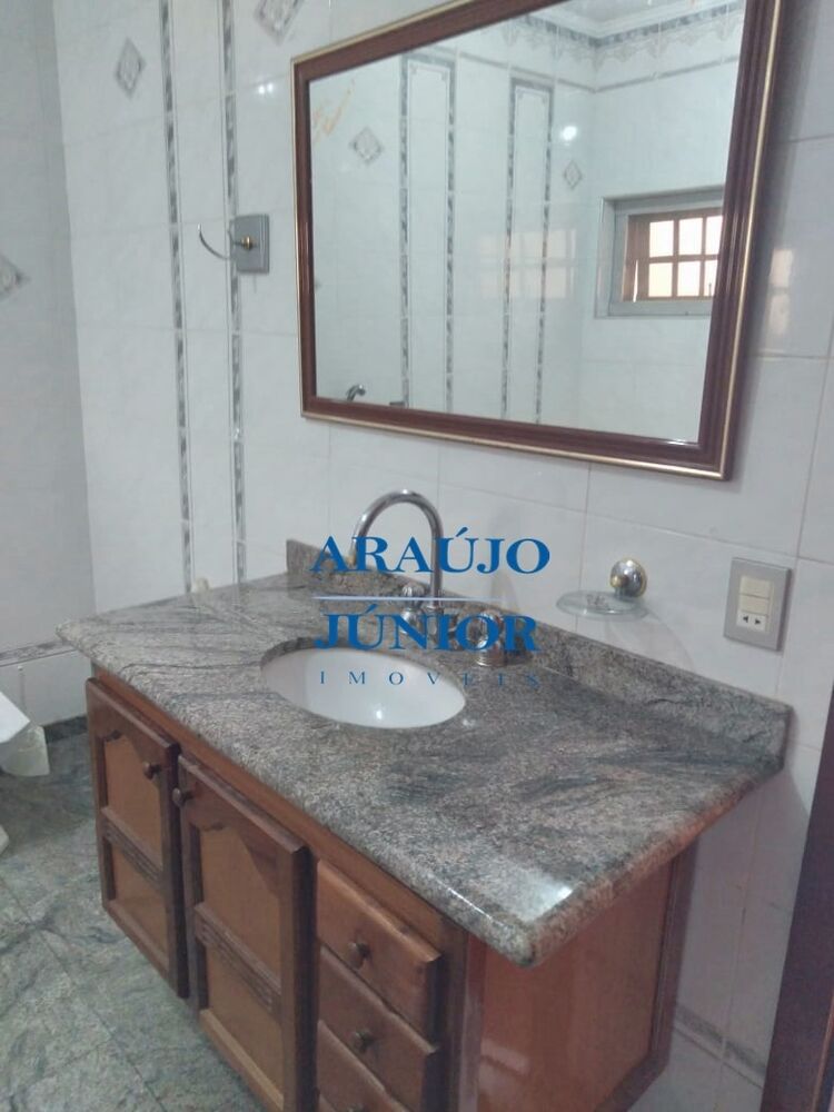 Casa à venda com 4 quartos, 341m² - Foto 10