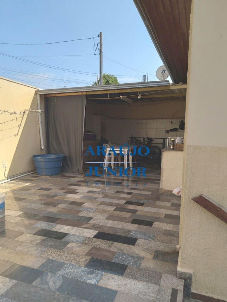 Casa à venda com 4 quartos, 341m² - Foto 16