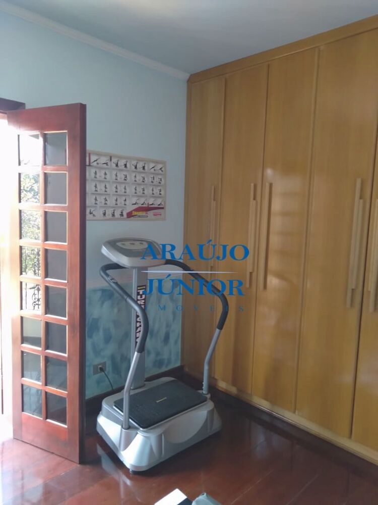 Casa à venda com 4 quartos, 341m² - Foto 24