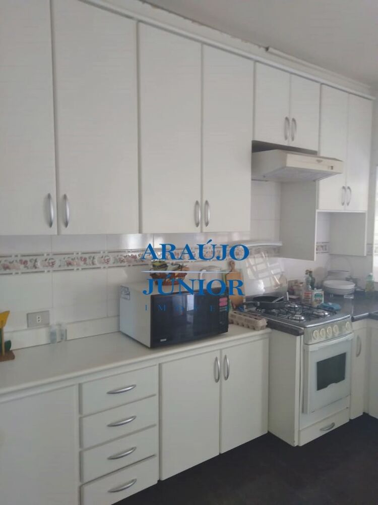 Casa à venda com 4 quartos, 341m² - Foto 29