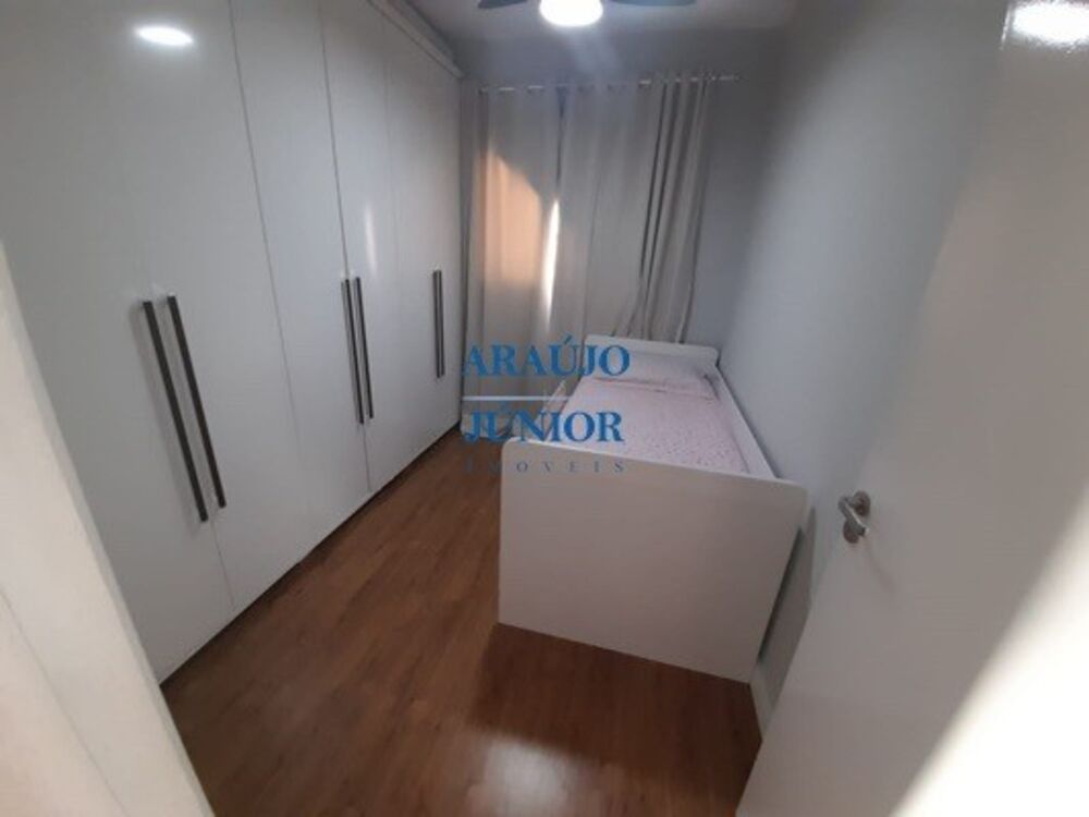 Apartamento à venda com 3 quartos, 60m² - Foto 2