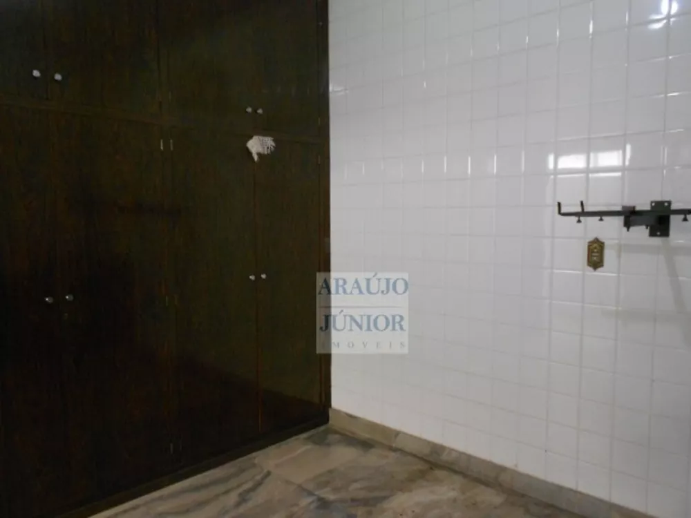 Casa, 3 quartos, 270 m² - Foto 11