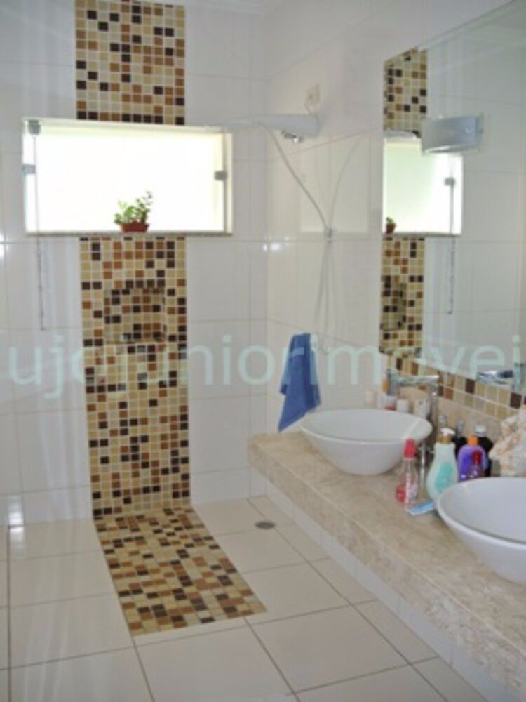 Casa à venda com 3 quartos, 220m² - Foto 8