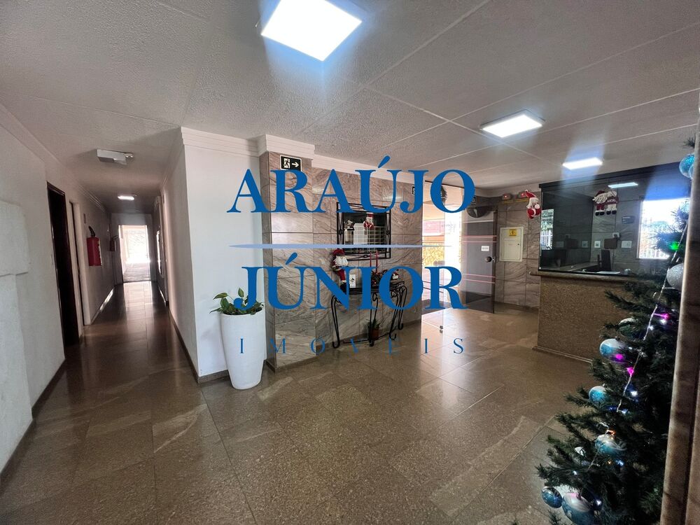 Apartamento à venda com 2 quartos, 75m² - Foto 3