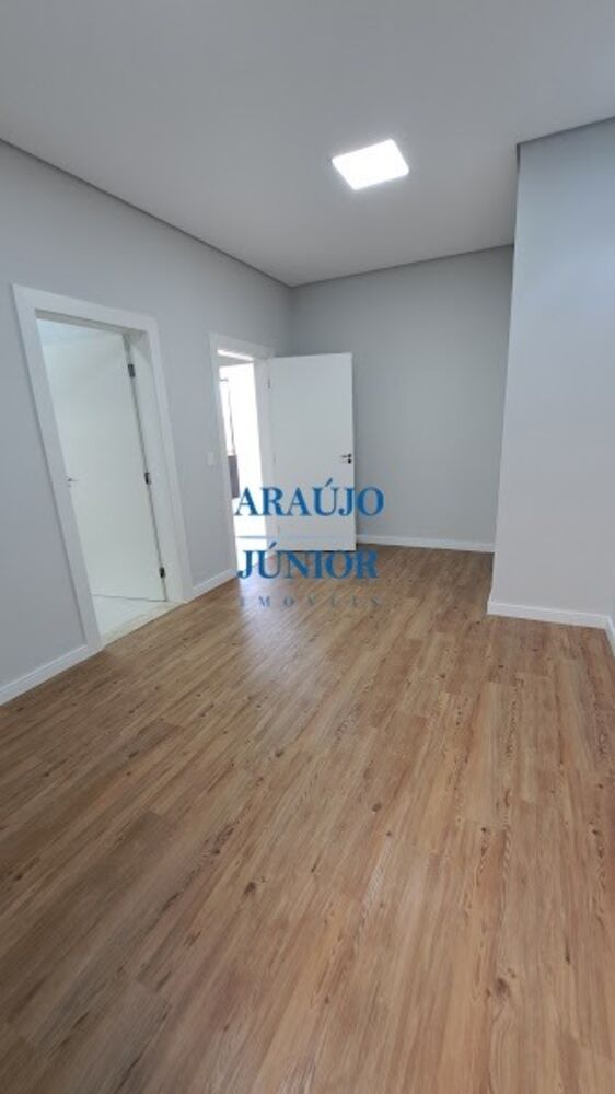 Casa à venda com 3 quartos, 450m² - Foto 18