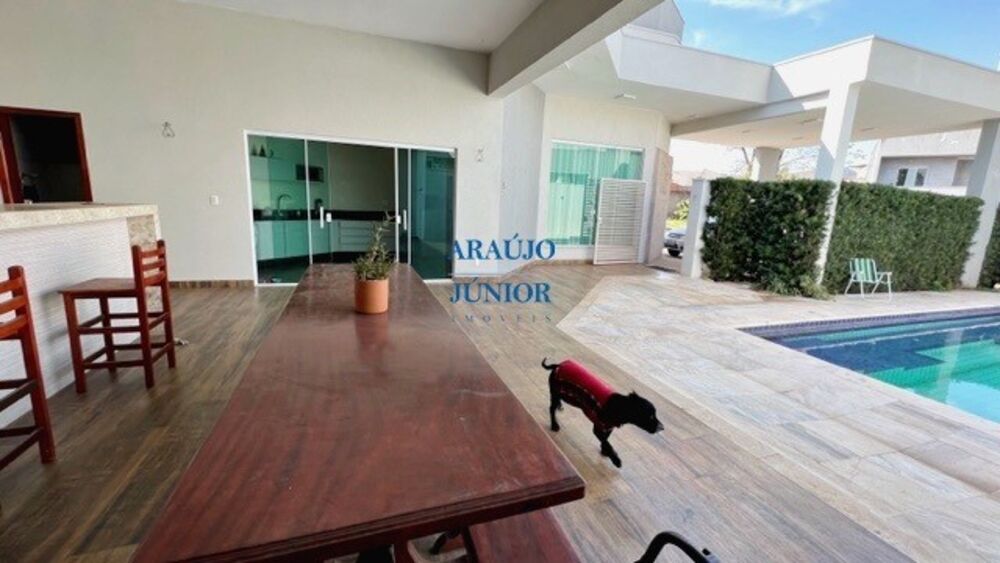 Casa à venda com 3 quartos, 280m² - Foto 3