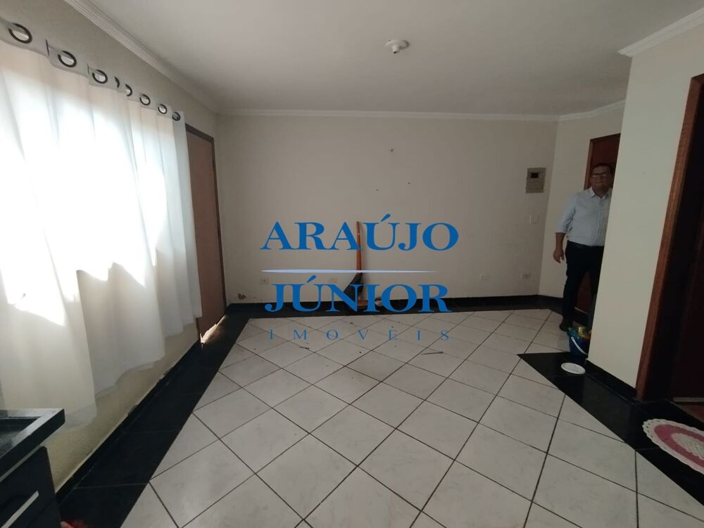 Casa à venda com 3 quartos, 100m² - Foto 3
