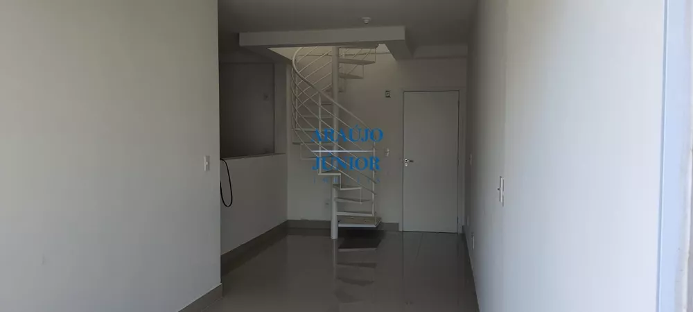 Cobertura à venda com 2 quartos, 137m² - Foto 3