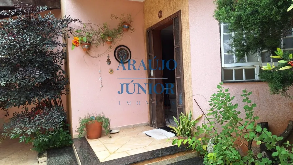 Casa, 3 quartos, 230 m² - Foto 2