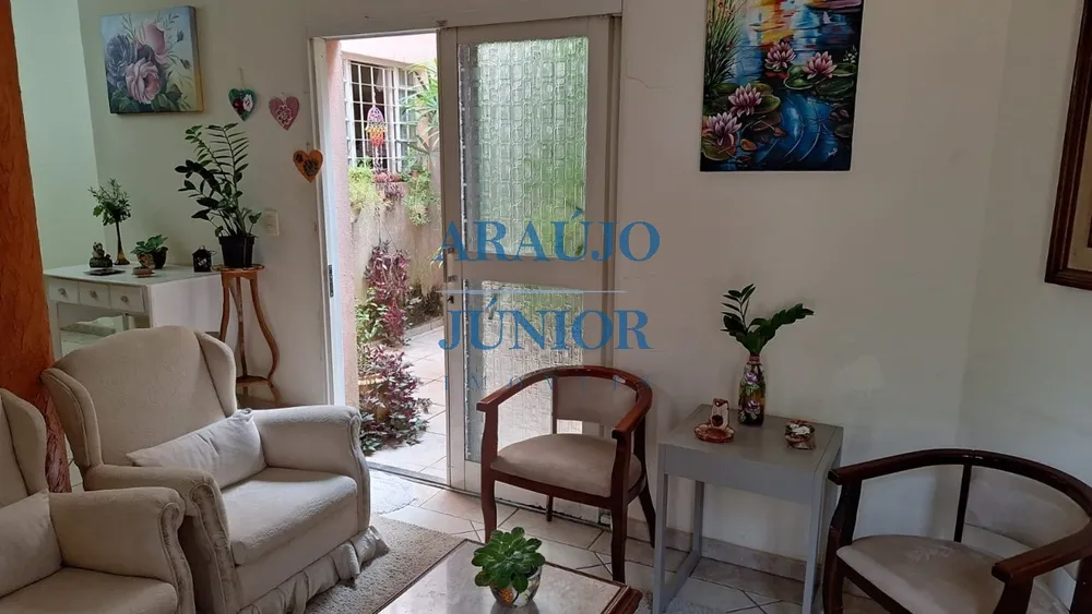Casa, 3 quartos, 230 m² - Foto 3
