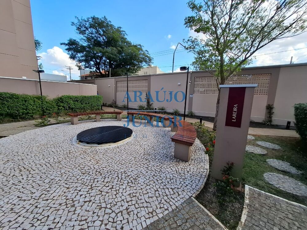 Apartamento à venda com 3 quartos, 80m² - Foto 2
