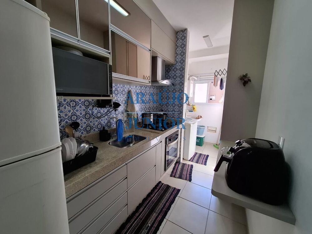 Apartamento à venda com 3 quartos, 80m² - Foto 15