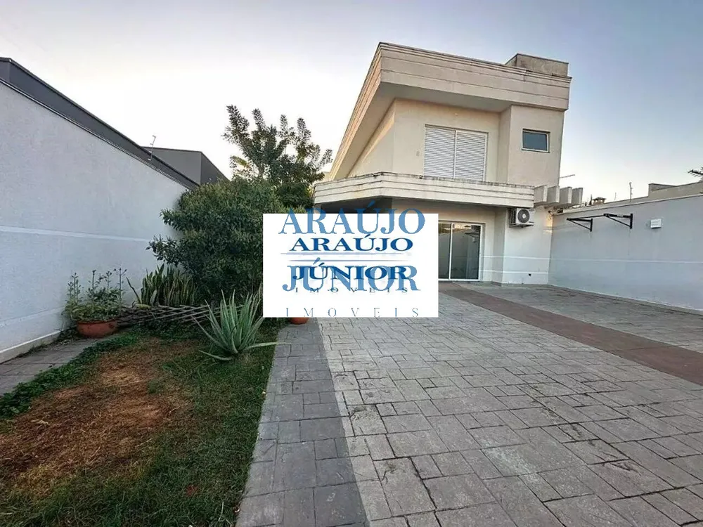 Casa, 3 quartos, 192 m² - Foto 1