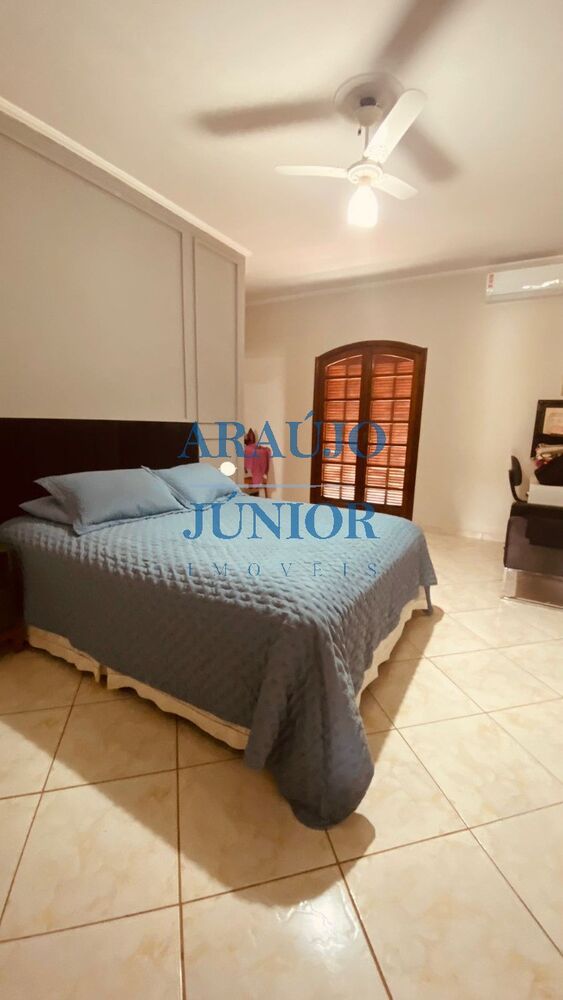 Casa, 3 quartos, 165 m² - Foto 2