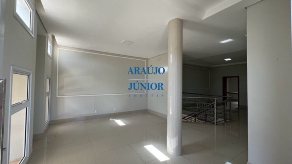 Casa à venda com 4 quartos, 480m² - Foto 2