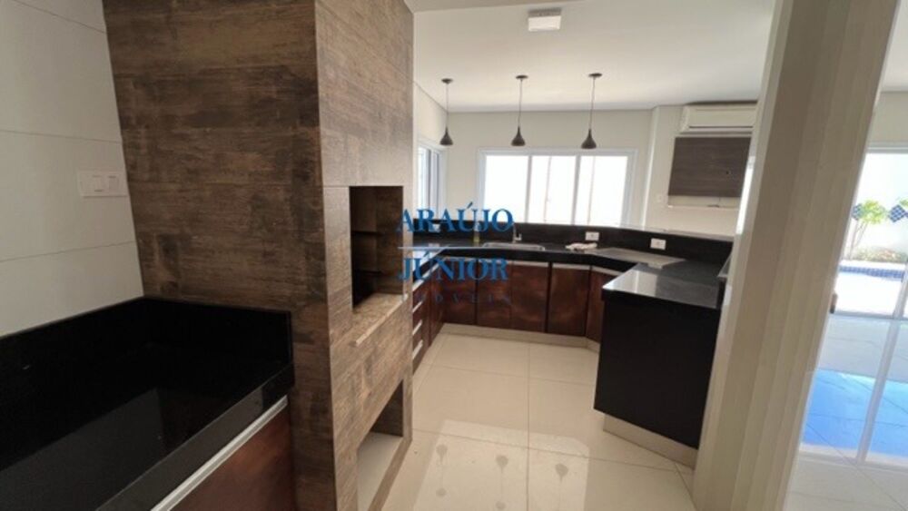 Casa à venda com 4 quartos, 480m² - Foto 27