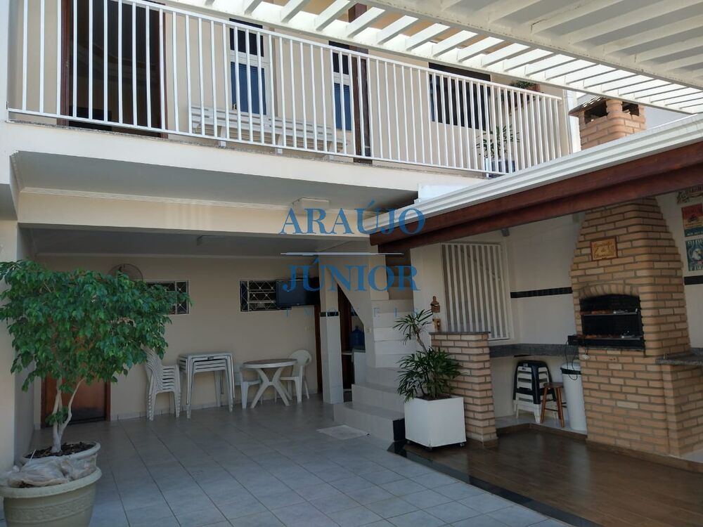 Casa, 3 quartos, 150 m² - Foto 1