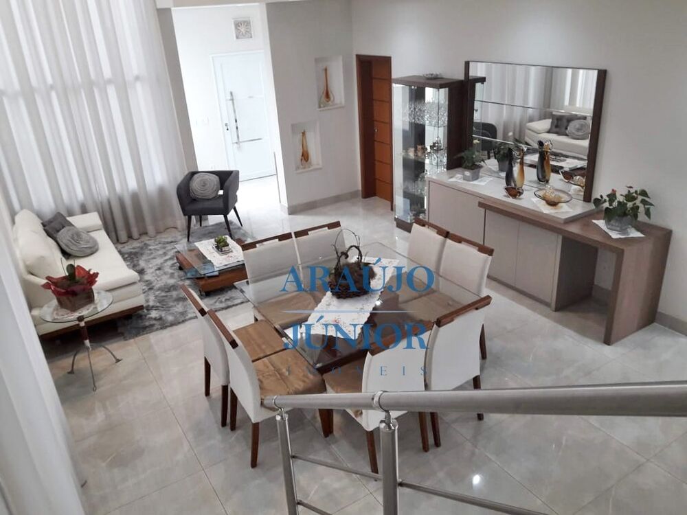 Casa, 5 quartos, 472 m² - Foto 1
