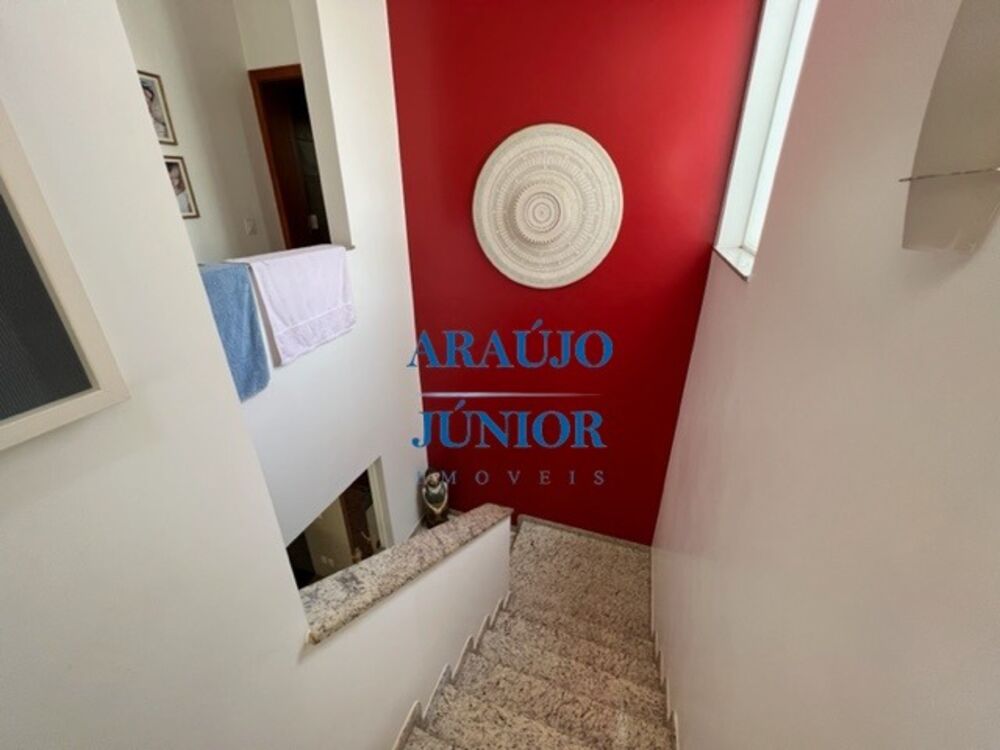 Casa à venda com 4 quartos, 560m² - Foto 19
