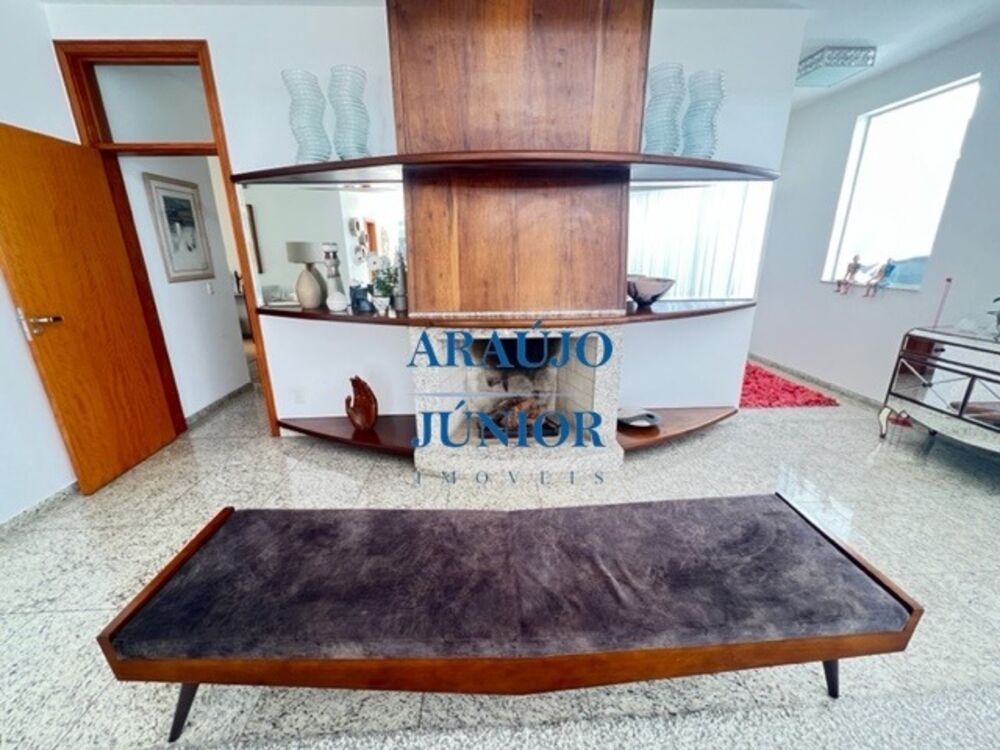 Casa à venda com 4 quartos, 560m² - Foto 10