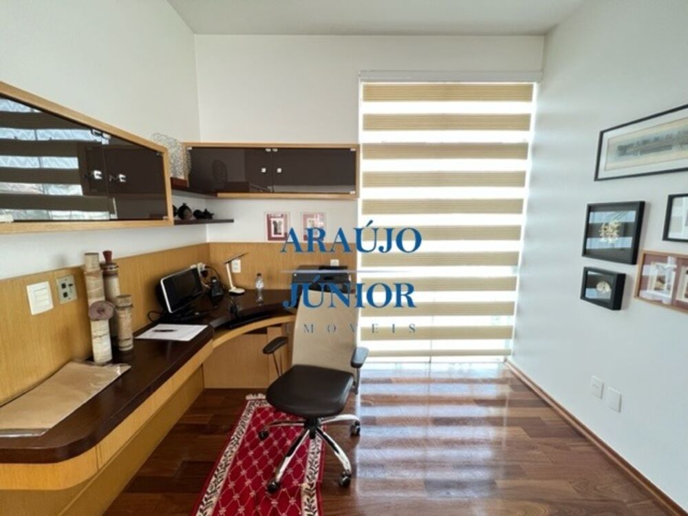 Casa à venda com 4 quartos, 560m² - Foto 16