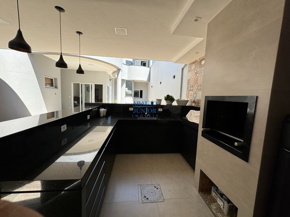 Casa, 3 quartos, 198 m² - Foto 15