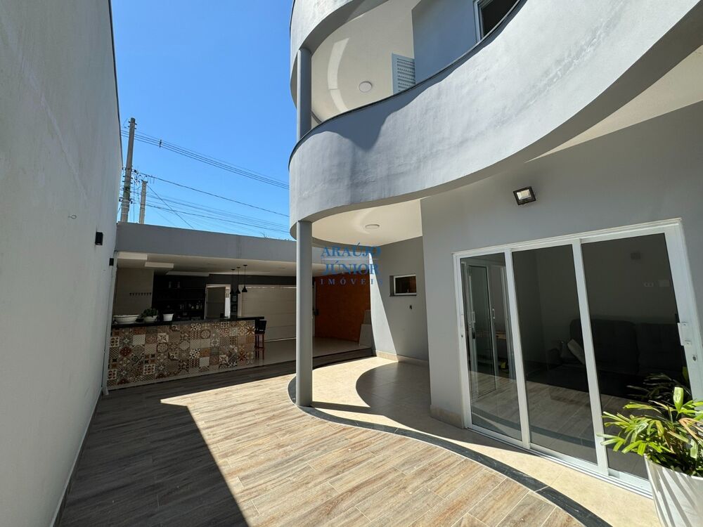 Casa, 3 quartos, 198 m² - Foto 4