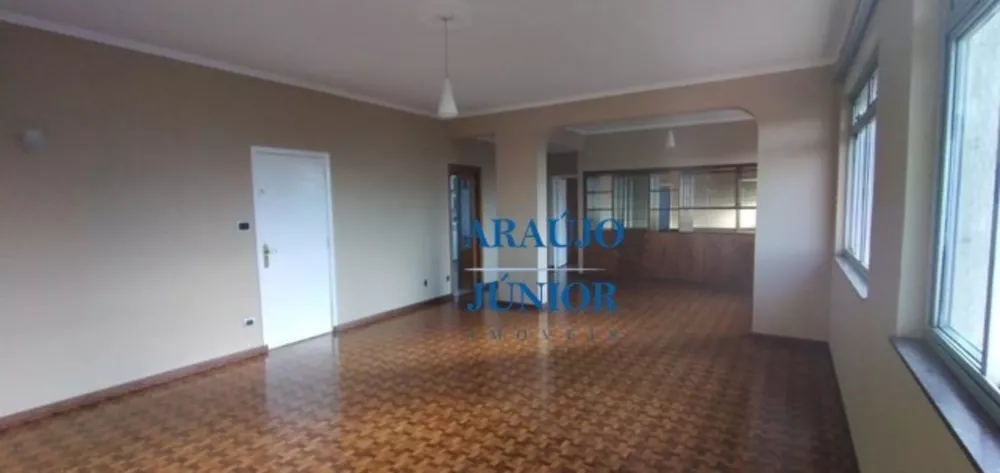 Apartamento à venda com 3 quartos, 169m² - Foto 8