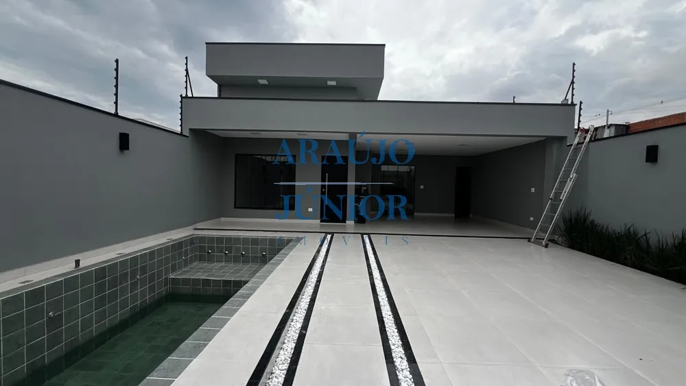 Casa, 3 quartos, 250 m² - Foto 1