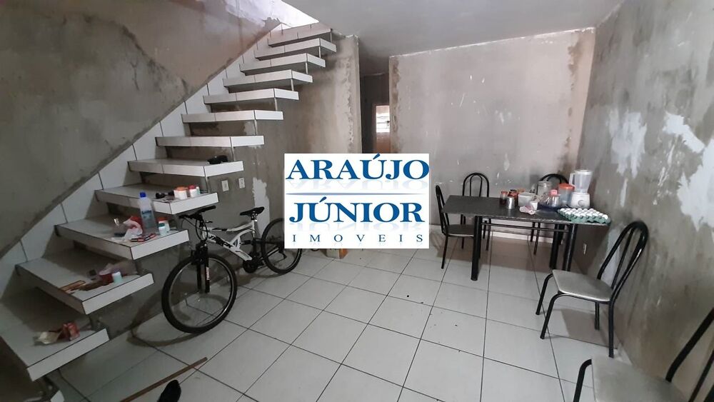 Casa, 2 quartos, 75 m² - Foto 1